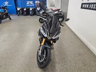 2022 Aprilia Tuono V4 Factory