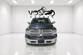2018 RAM 1500 Laramie Crew Cab LWB 4WD