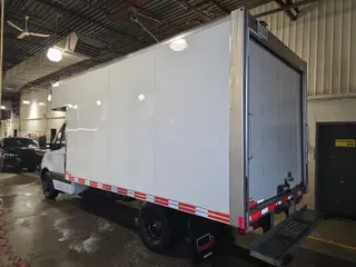 2021 Mercedes-Benz Sprinter 4500 - 14Ft Box + 2Ft Overcab - V6 Diese