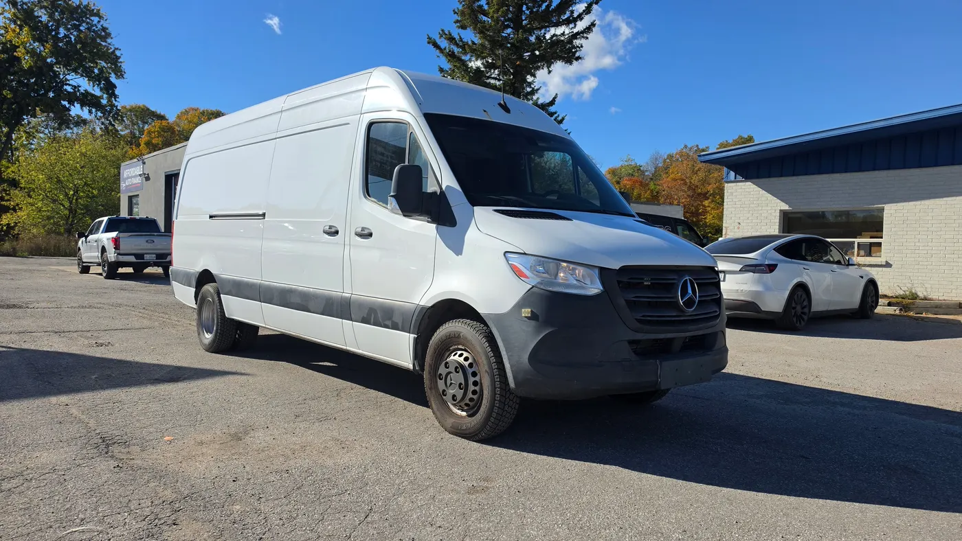 2019 Mercedes-Benz Sprinter 3500XD 170WB - Dually - V6 Diesel