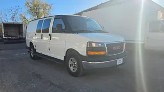 2017 GMC Savana G2500 - 4.8L V8 - Cruise/Divider